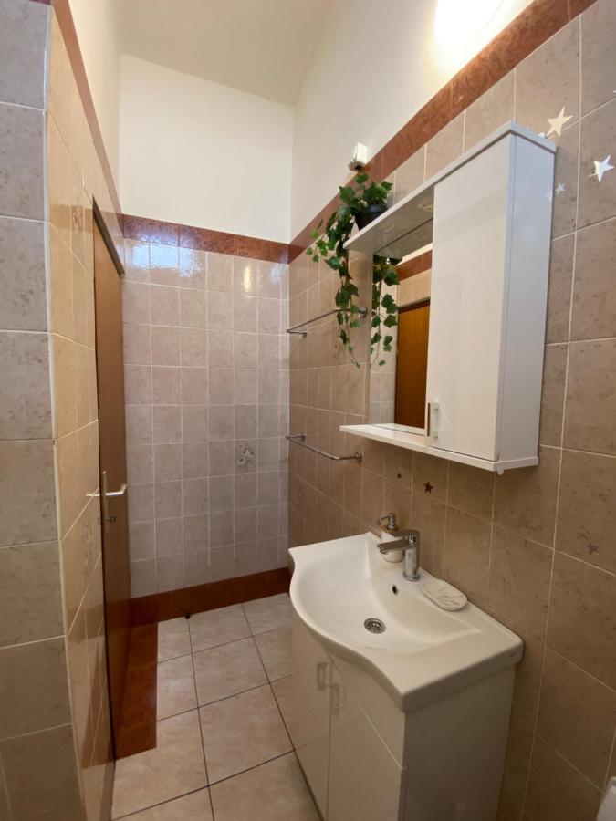 Apartments Natasa Punat Exterior photo